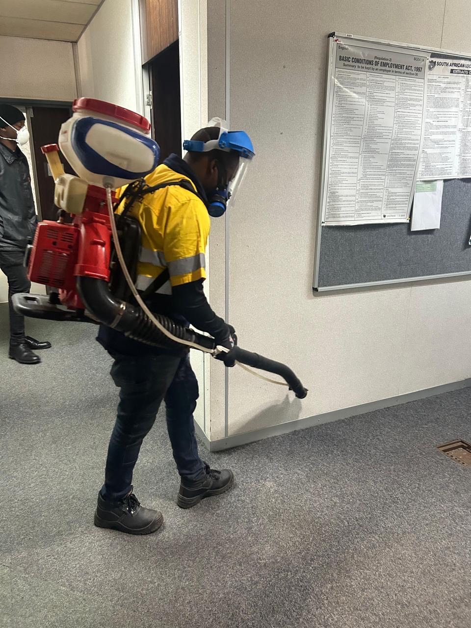 5e0f93f4-09a7-4a96-8157-707b4318c05f